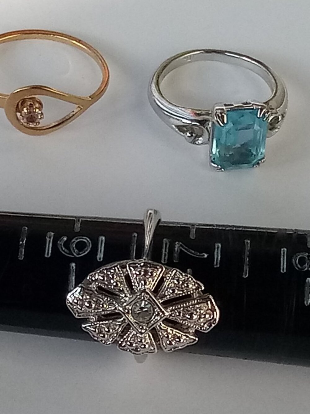 Lot of 3 Vintage Avon rings